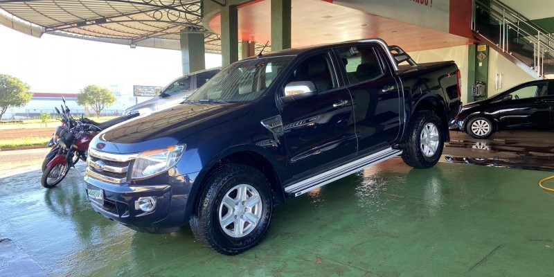 FORD/RANGER XLT 3.2 4X4 DIESEL AUTOMÁTICA