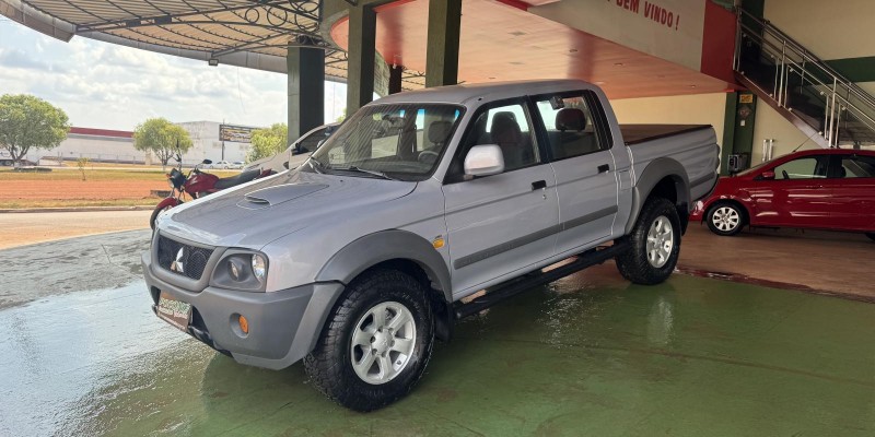 L200 OUTDOOR  HPE 2.5 DIESEL 4X4