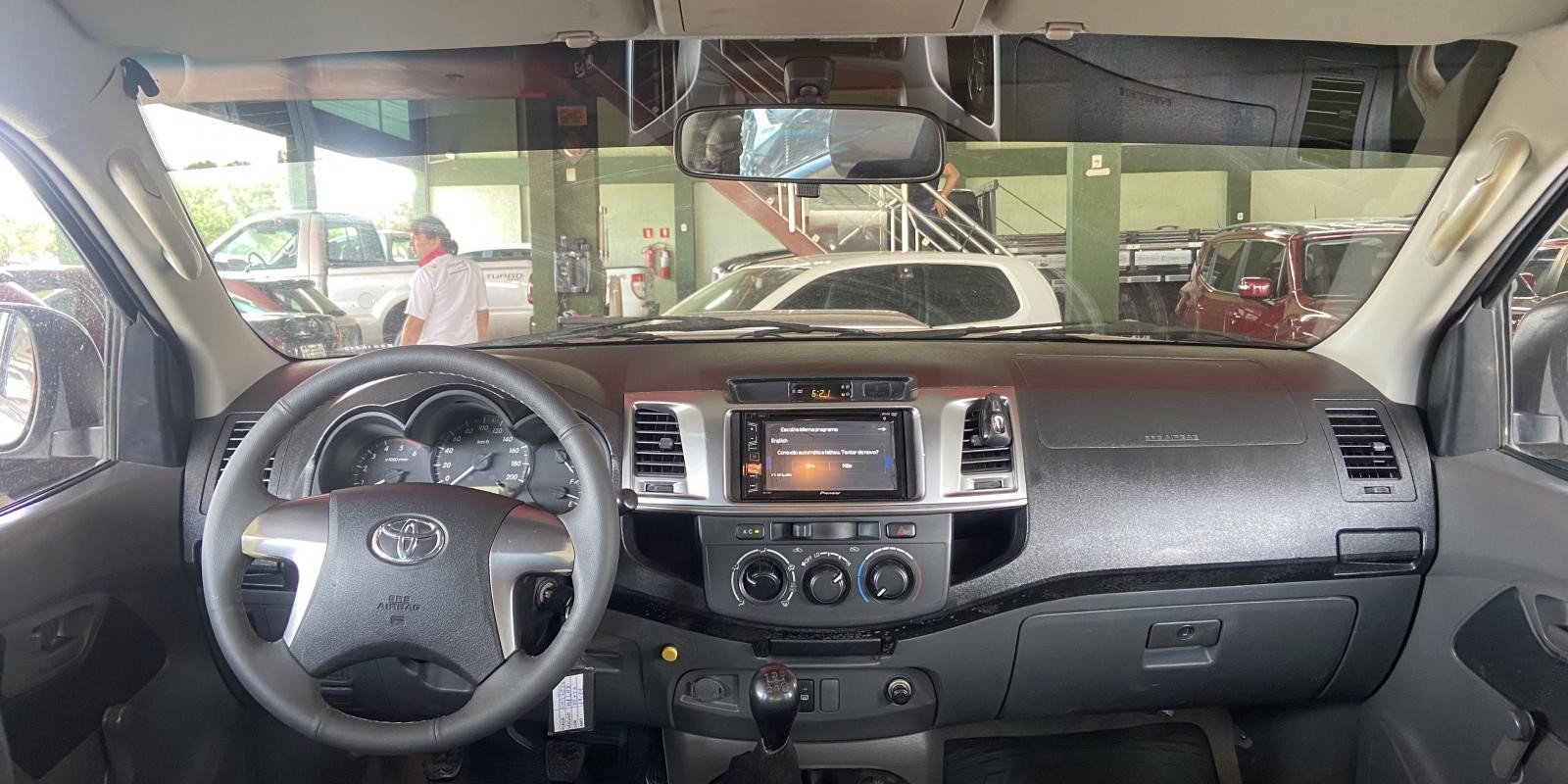 TOYOTA/HILUX 3.0 STD 4X4 DIESEL MANUAL  - Foto 4 de 5