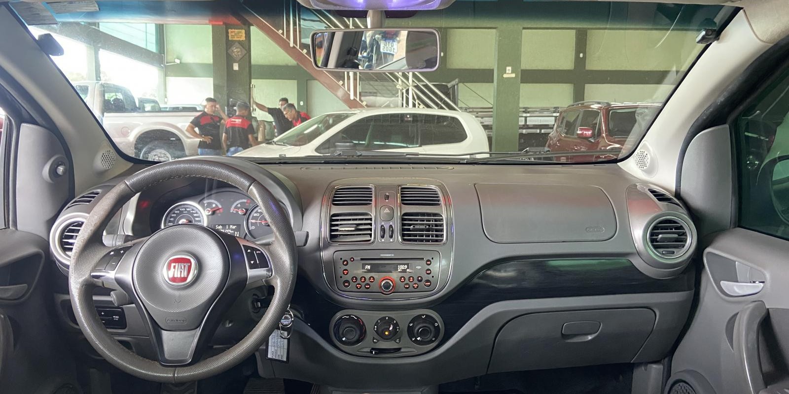 FIAT/GRAND SIENA ESSENCE DUAL 1.6 13/14 - Foto 4 de 4