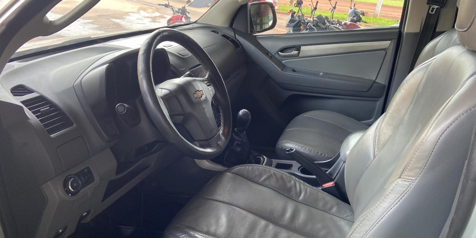 GM/S10 4X2 2.8 DIESEL MANUAL - Foto 2 de 5