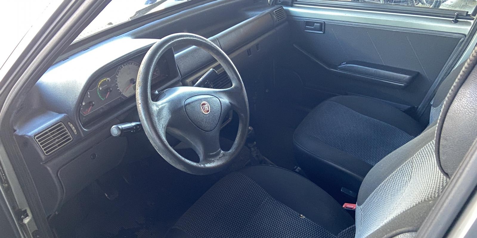 FIAT/UNO MILLE WAY 1.0 FLEX - Foto 2 de 4