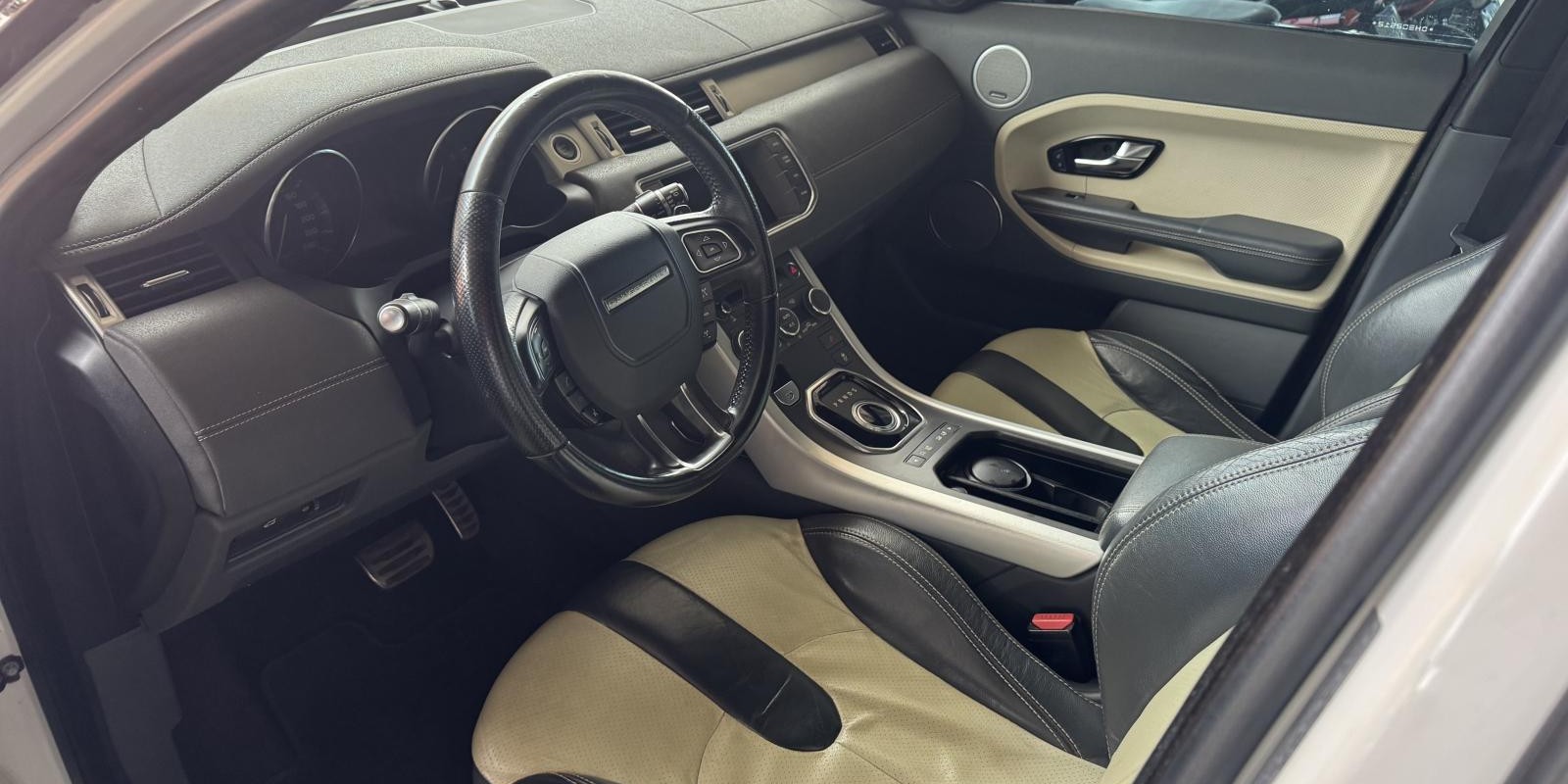 RANGE ROVER EVOQUE 4X4 AUT  - Foto 2 de 4