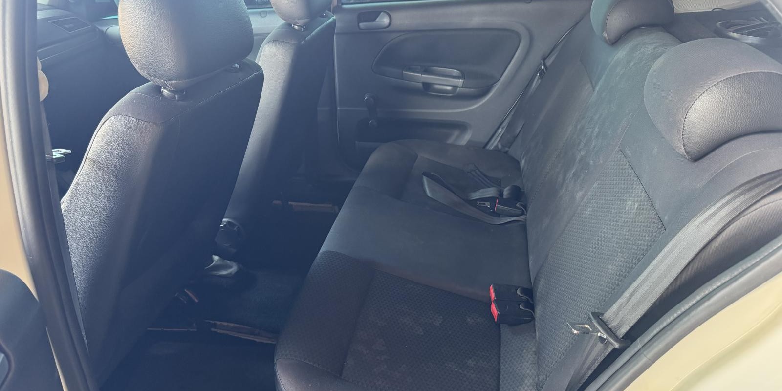 VOLKSWAGEN/GOL 1.0  - Foto 3 de 3