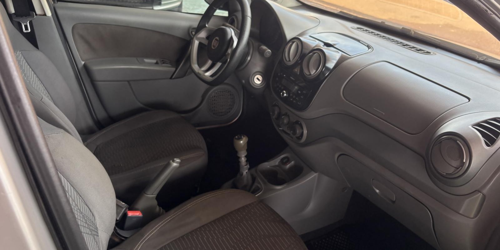 FIAT/PALIO ATTRACTIV 1.0  - Foto 3 de 7