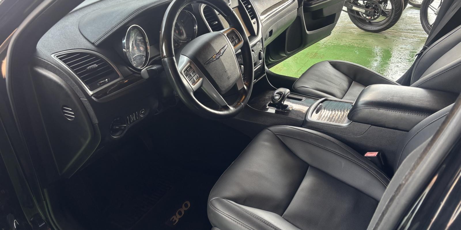 I/CHRYSLER 300C 3.6L V6  - Foto 3 de 7