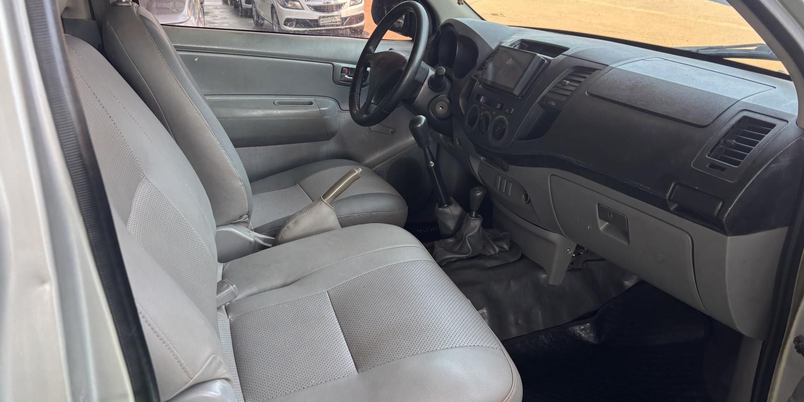 I/TOYOTA HILUX CS 4X4  - Foto 3 de 4